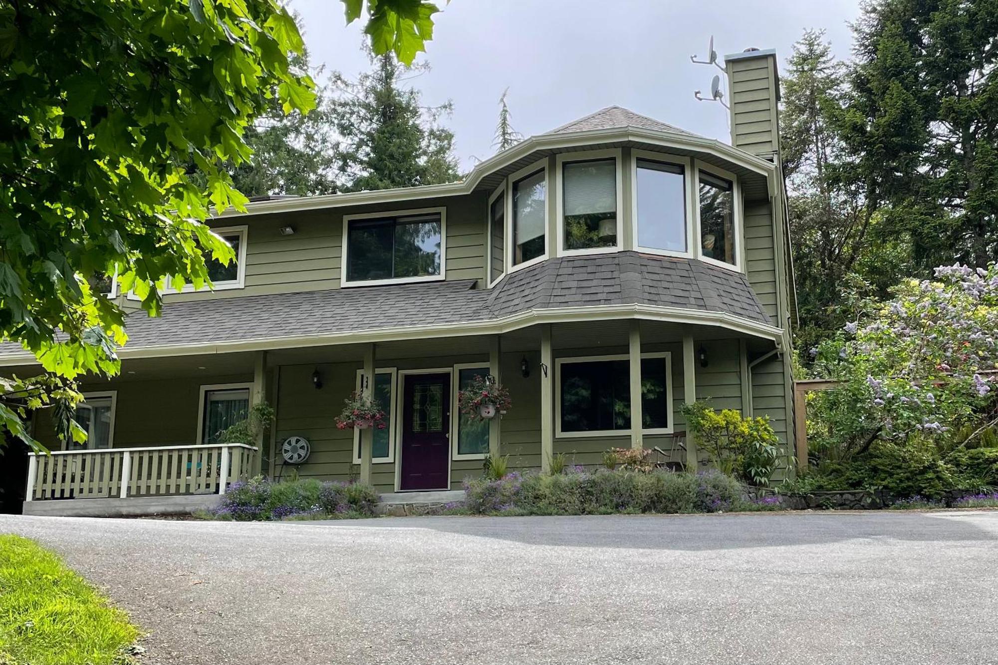 Apartamento Oceanspray Hideaway North Saanich Exterior foto